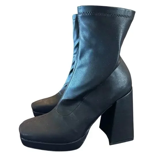 Wild Pair Beautee Platform Heeled Booties Square Toe Block Heel NEW Size 7 - Picture 7 of 11